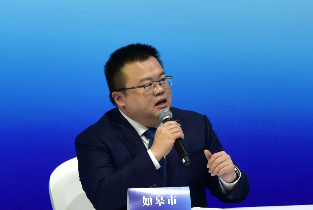 如皋市委书记、市长现场回应.png